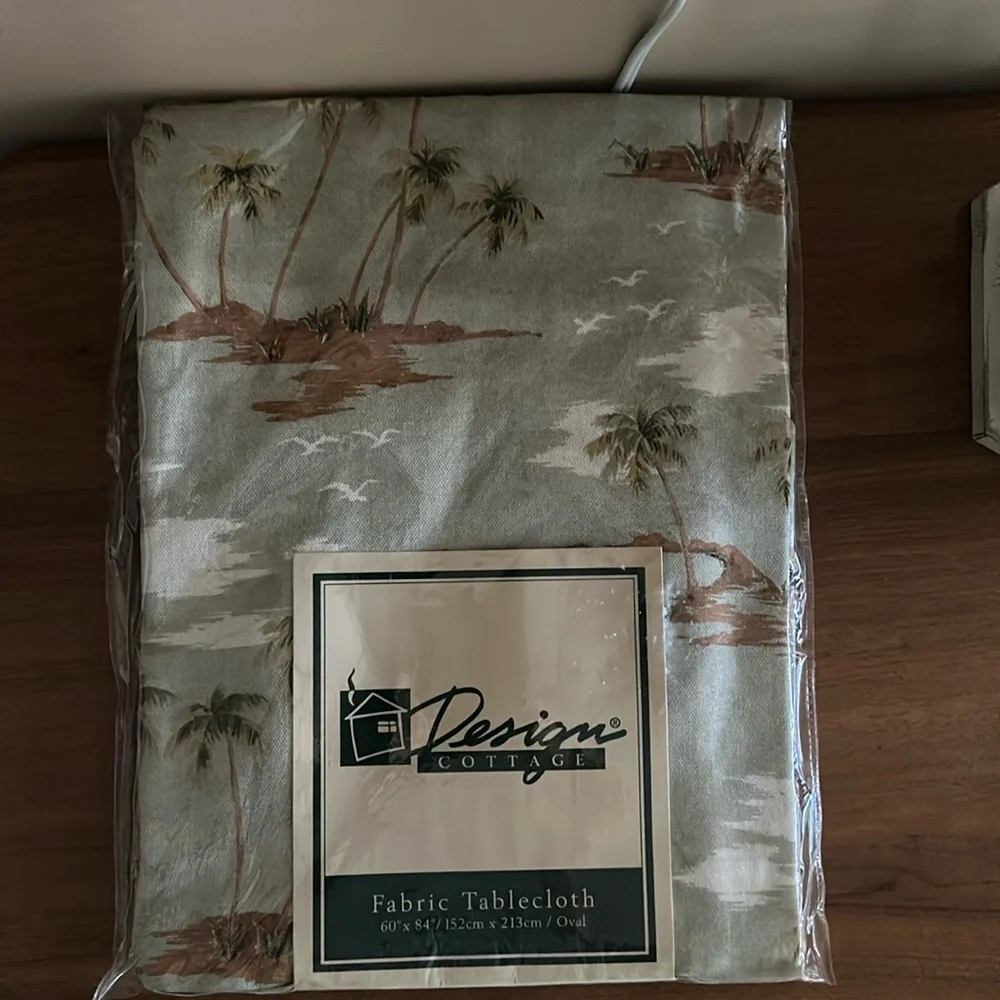Palm tree table close